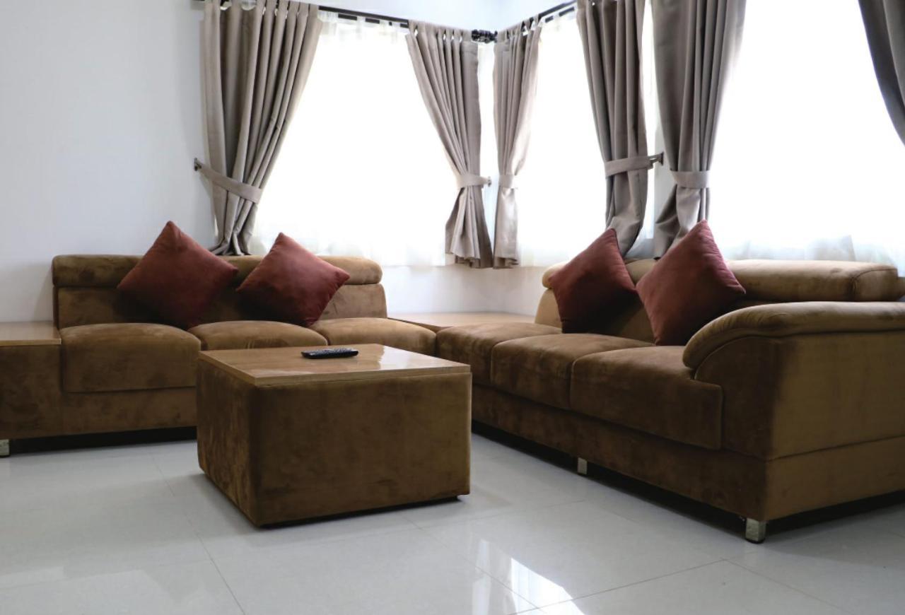 Diyar Villas Puncak K2/29 エクステリア 写真