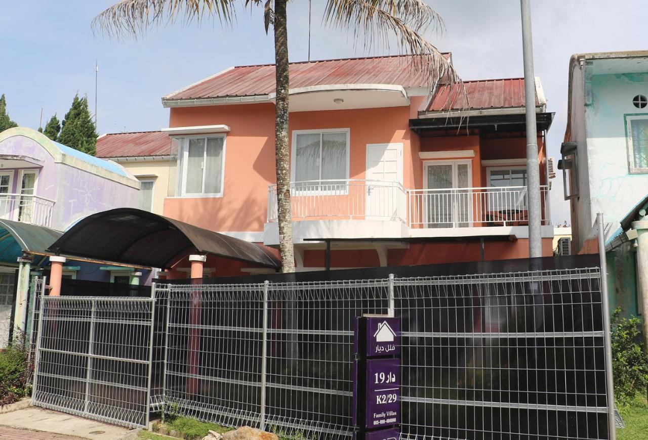 Diyar Villas Puncak K2/29 エクステリア 写真