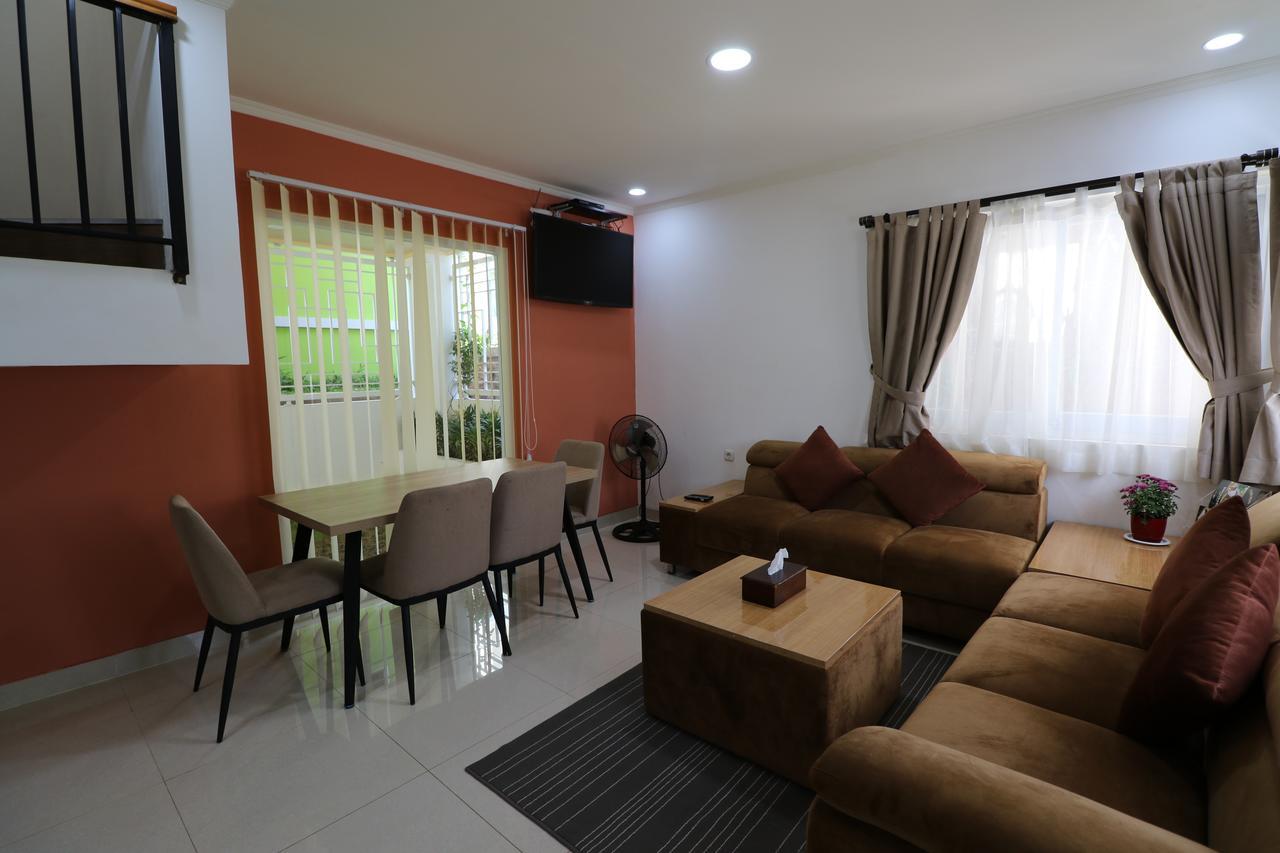 Diyar Villas Puncak K2/29 エクステリア 写真