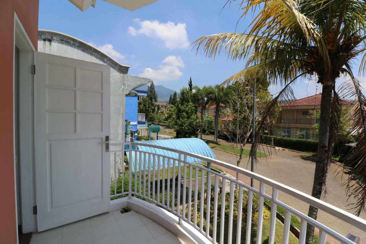 Diyar Villas Puncak K2/29 エクステリア 写真